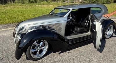 1939 Ford Deluxe