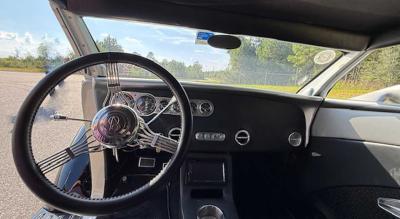 1939 Ford Deluxe