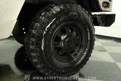 2000 AM General Hummer H1