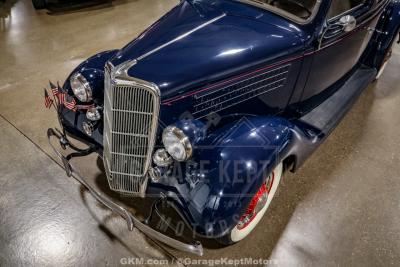 1935 Ford Model 48