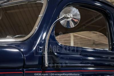 1935 Ford Model 48