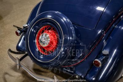 1935 Ford Model 48