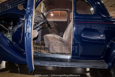 1935 Ford Model 48