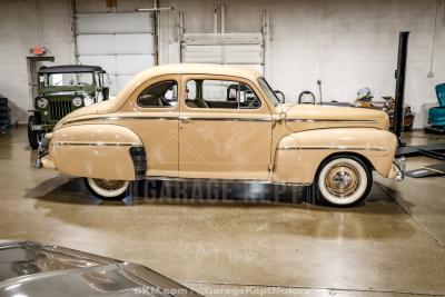 1947 Ford Deluxe