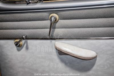 1947 Ford Deluxe