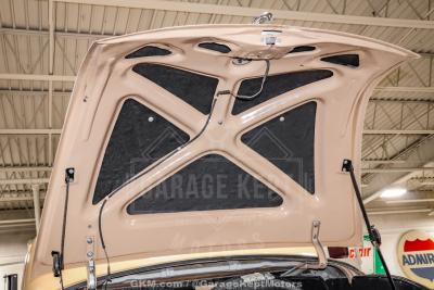 1947 Ford Deluxe