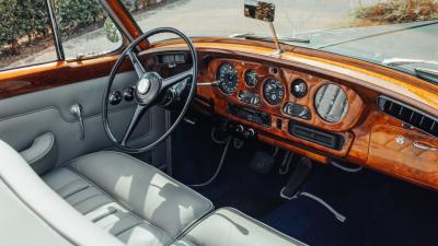 1962 Rolls - Royce Silver Cloud II H.J. Mulliner Drophead Coupe