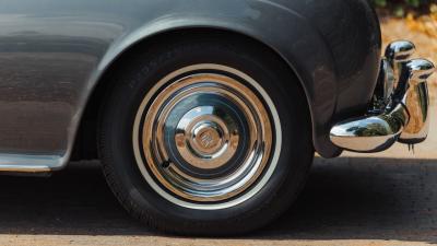 1962 Rolls - Royce Silver Cloud II Drophead Coupe by H.J. Mulliner