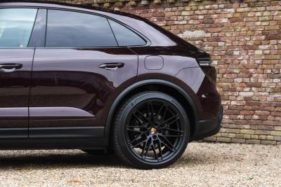 2025 Porsche Macan 4S &ldquo;Copper Ruby Metallic&rdquo;