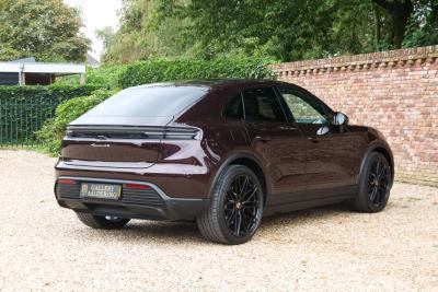 2025 Porsche Macan 4S &ldquo;Copper Ruby Metallic&rdquo;