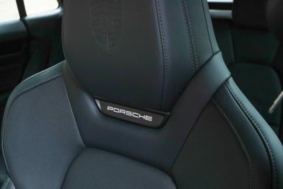 2025 Porsche Macan 4S &ldquo;Copper Ruby Metallic&rdquo;