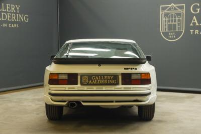 1986 Porsche 944 2.5 Coup&eacute; &ldquo;Alpinwei&szlig;&rdquo;