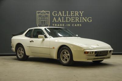 1986 Porsche 944 2.5 Coup&eacute; &ldquo;Alpinwei&szlig;&rdquo;