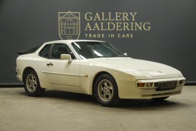 1986 Porsche 944 2.5 Coup&eacute; &ldquo;Alpinwei&szlig;&rdquo;