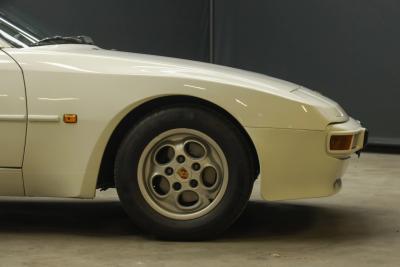 1986 Porsche 944 2.5 Coup&eacute; &ldquo;Alpinwei&szlig;&rdquo;
