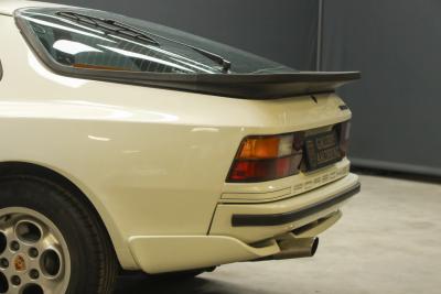 1986 Porsche 944 2.5 Coup&eacute; &ldquo;Alpinwei&szlig;&rdquo;