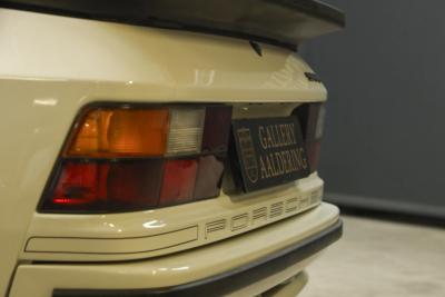 1986 Porsche 944 2.5 Coup&eacute; &ldquo;Alpinwei&szlig;&rdquo;