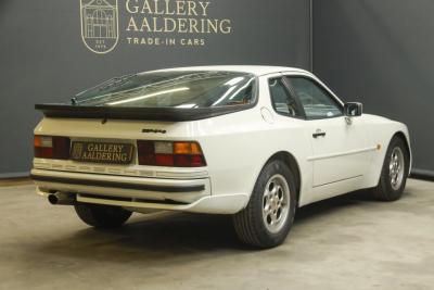 1986 Porsche 944 2.5 Coup&eacute; &ldquo;Alpinwei&szlig;&rdquo;