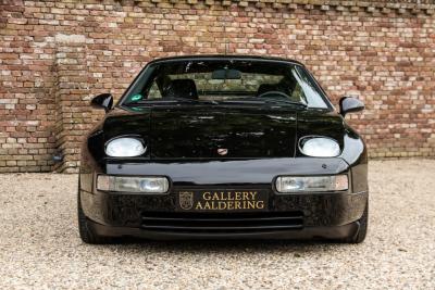 1994 Porsche 928 GTS &ldquo;Black over black&rdquo;