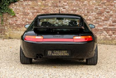 1994 Porsche 928 GTS &ldquo;Black over black&rdquo;