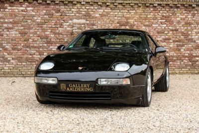 1994 Porsche 928 GTS &ldquo;Black over black&rdquo;
