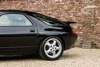 1994 Porsche 928 GTS &ldquo;Black over black&rdquo;