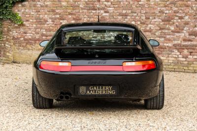 1994 Porsche 928 GTS &ldquo;Black over black&rdquo;