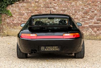 1994 Porsche 928 GTS &ldquo;Black over black&rdquo;