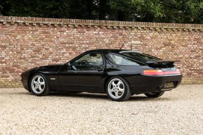 1994 Porsche 928 GTS &ldquo;Black over black&rdquo;