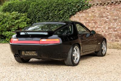 1994 Porsche 928 GTS &ldquo;Black over black&rdquo;