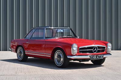 1966 Mercedes - Benz 230 SL Pagoda
