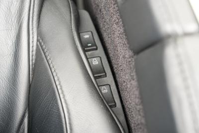 2011 Aston Martin DB9 Volante