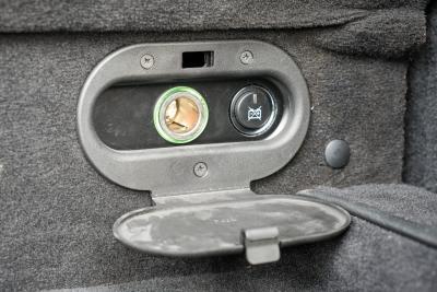 2011 Aston Martin DB9 Volante