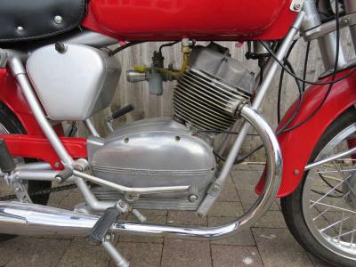 1962 Moto Guzzi 125 STORNELLO