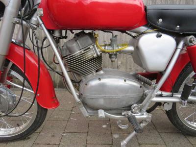 1962 Moto Guzzi 125 STORNELLO