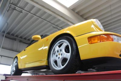 1993 Porsche 964 Speedster Small Body &ldquo;49.000 kms - Speedgelb&rdquo;