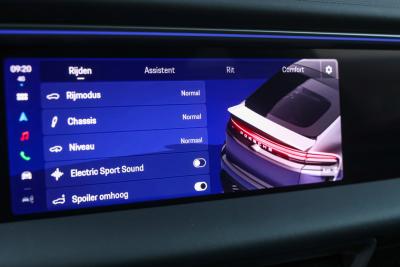 2025 Porsche Macan 4S &ldquo;Copper Ruby Metallic&rdquo; PRICE INCL. VAT