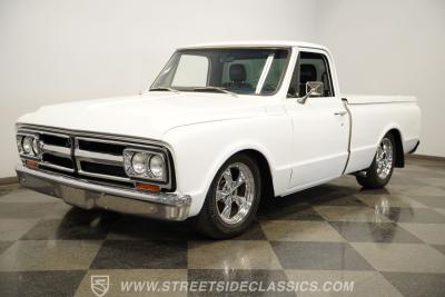 1968 GMC C10 Restomod