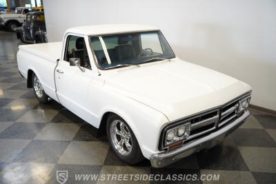 1968 GMC C10 Restomod