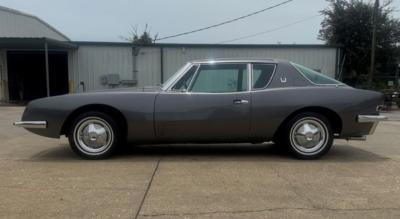 1964 Avanti STUDEBAKER