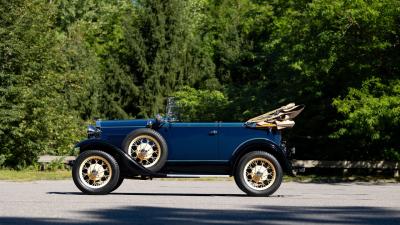 1931 Ford Model A De Luxe 2-Door Phaeton