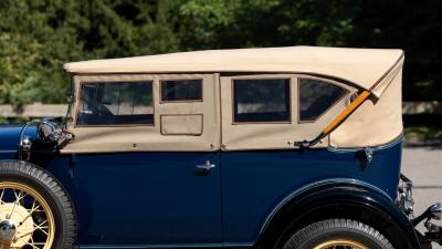 1931 Ford Model A De Luxe 2-Door Phaeton