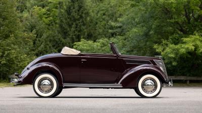 1937 Ford V8 De Luxe Convertible Cabriolet