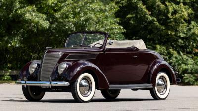 1937 Ford V8 De Luxe Convertible Cabriolet