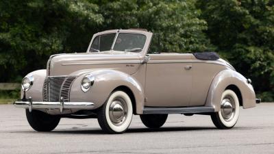 1940 Ford De Luxe V8 Convertible Club Coupe