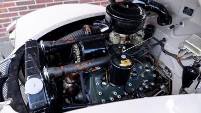 1940 Ford De Luxe V8 Convertible Club Coupe