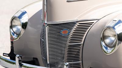 1940 Ford De Luxe V8 Convertible Club Coupe