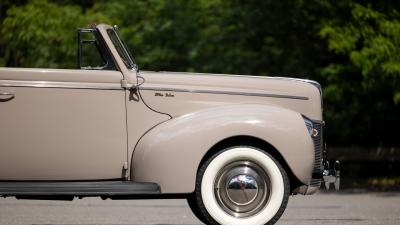 1940 Ford De Luxe V8 Convertible Club Coupe