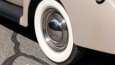1940 Ford De Luxe V8 Convertible Club Coupe