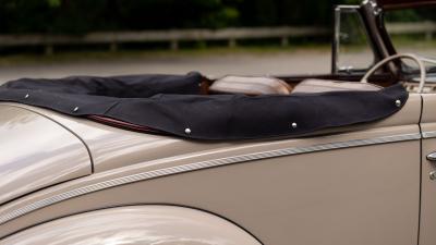 1940 Ford De Luxe V8 Convertible Club Coupe